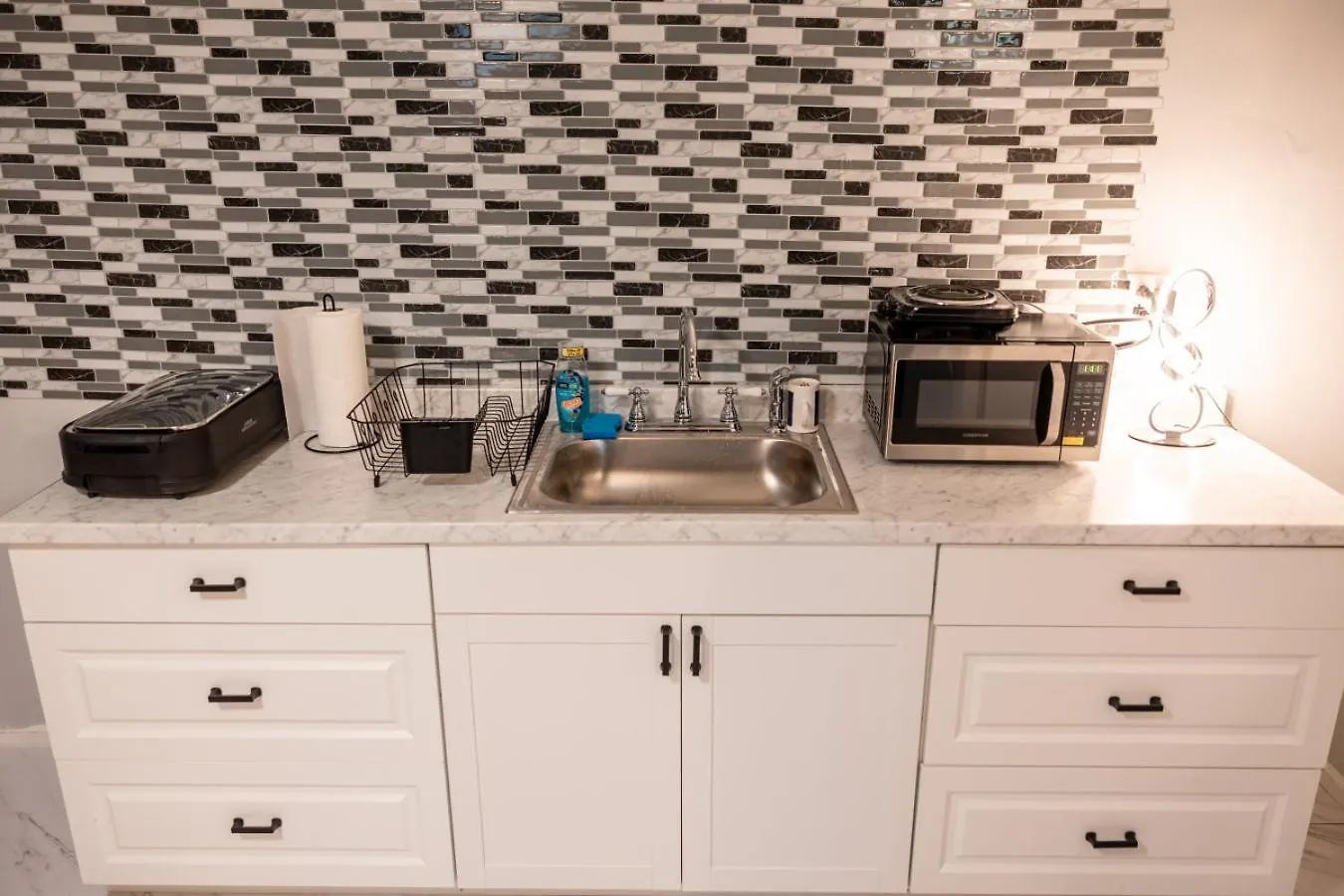 Ultimate Urban Retreat Sleeps 25 Villa Bayonne United States