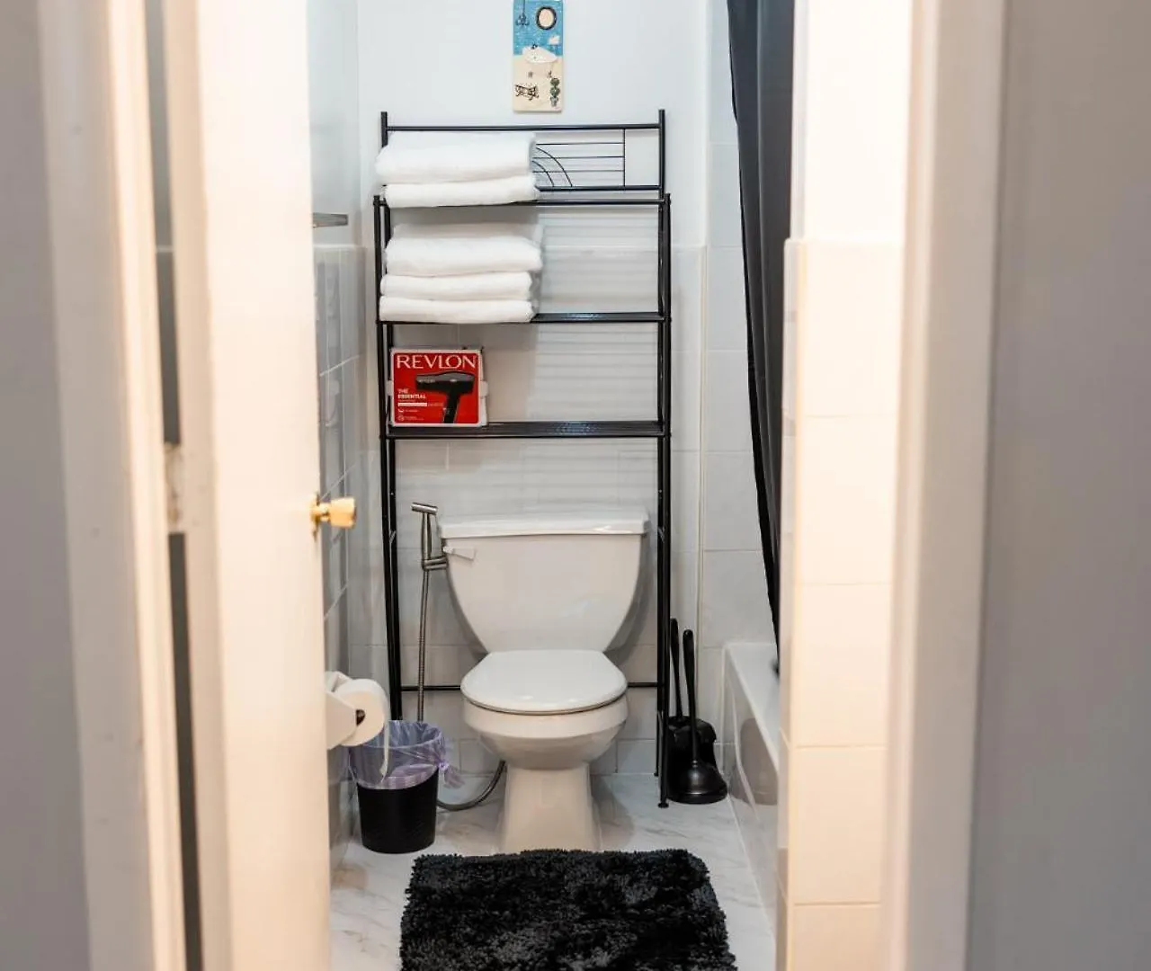 Ultimate Urban Retreat Sleeps 25 Villa Bayonne Holiday home