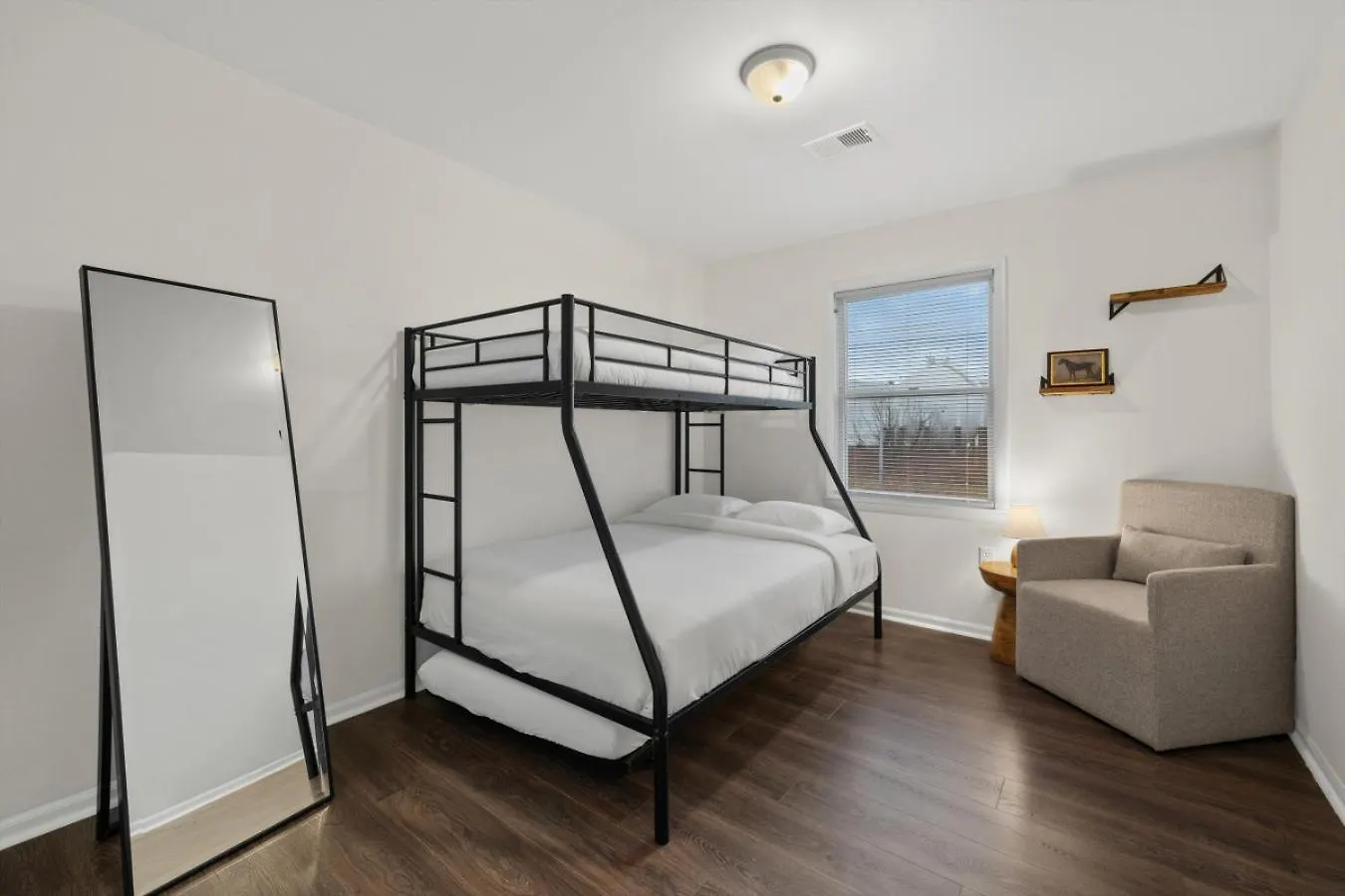 Ultimate Urban Retreat Sleeps 25 Villa Bayonne 0*,  United States