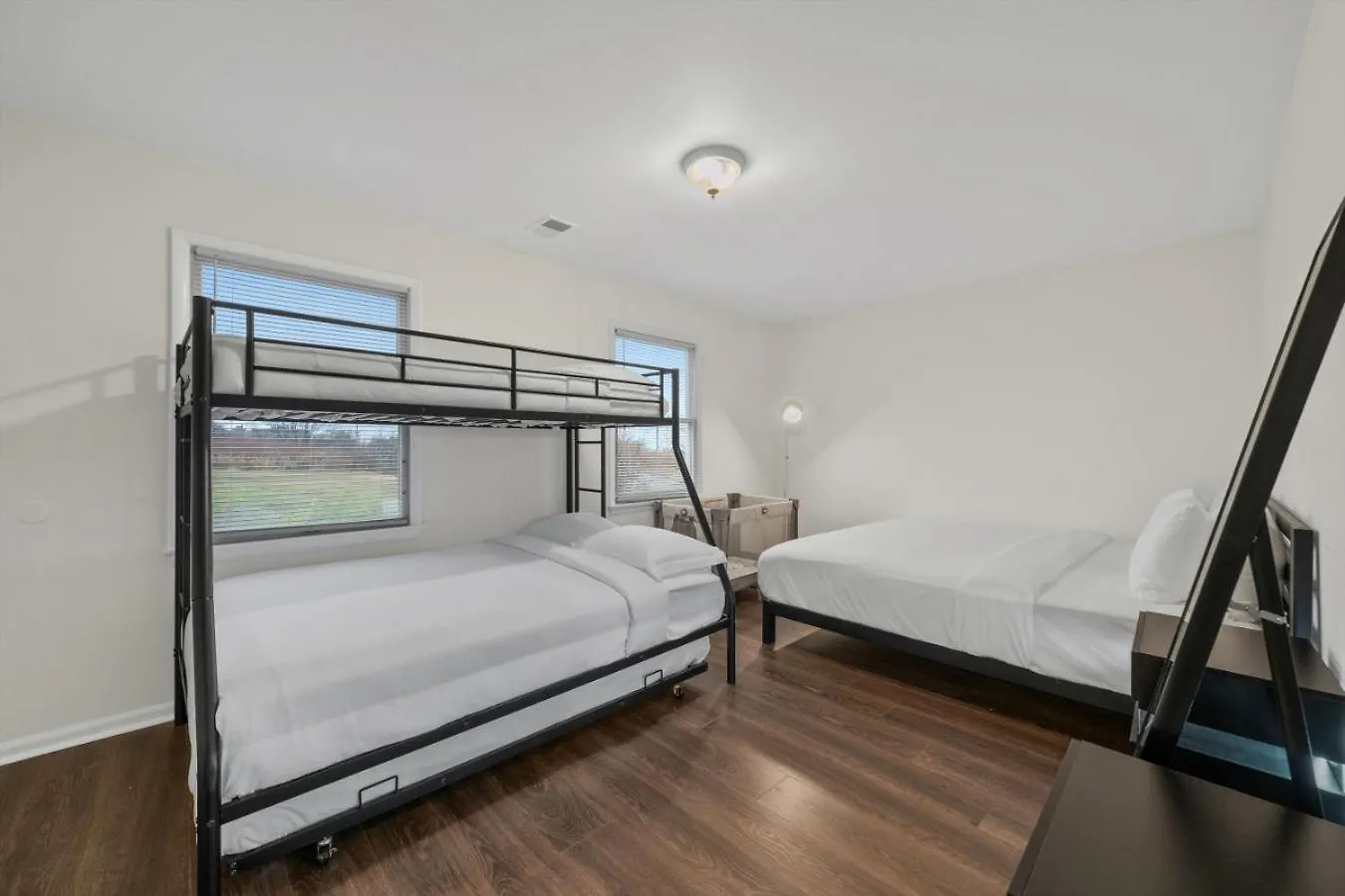 Ultimate Urban Retreat Sleeps 25 Villa Bayonne 0*,