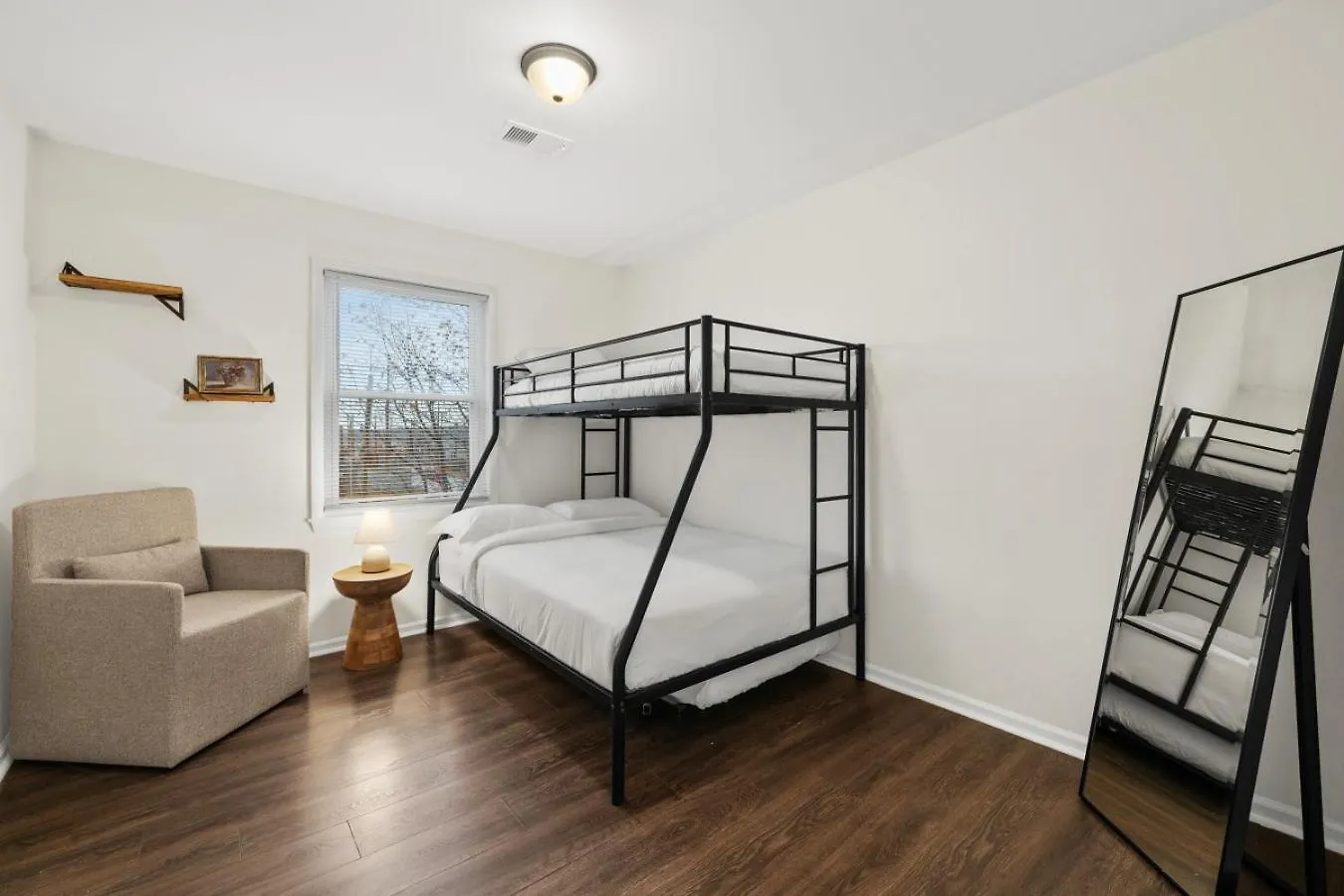 Holiday home Ultimate Urban Retreat Sleeps 25 Villa Bayonne