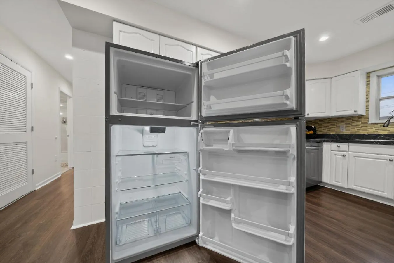 Ultimate Urban Retreat Sleeps 25 Villa Bayonne Holiday home