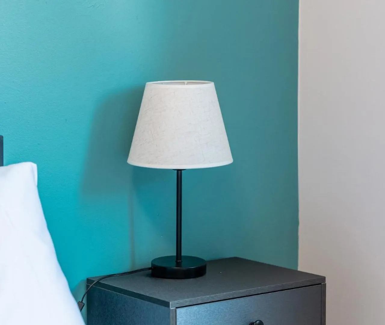Vila Ultimate Urban Retreat Sleeps 25 Bayonne USA